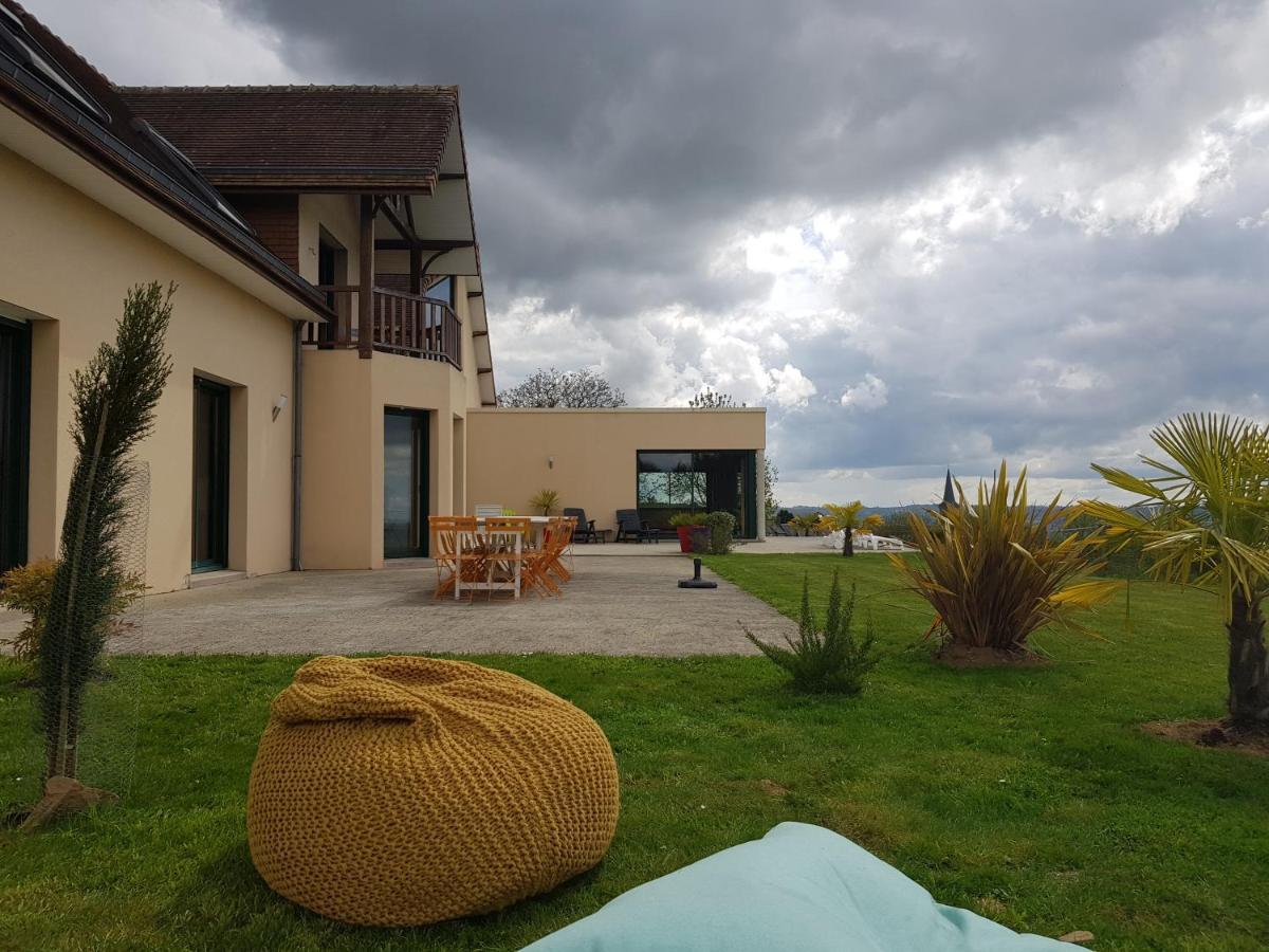 Magnifique Villa Avec Piscine Interieure Saint-Pois Exterior photo